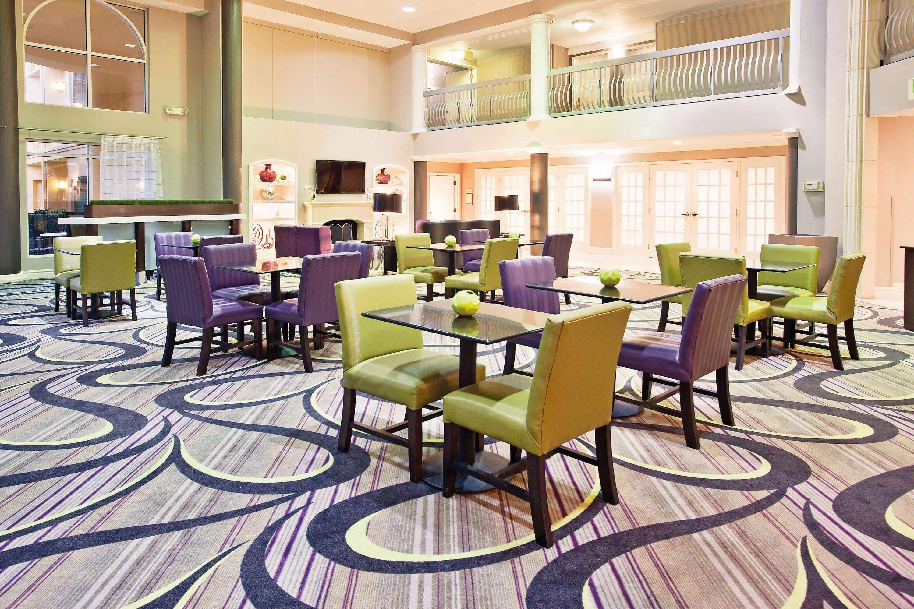 La Quinta By Wyndham Hotel